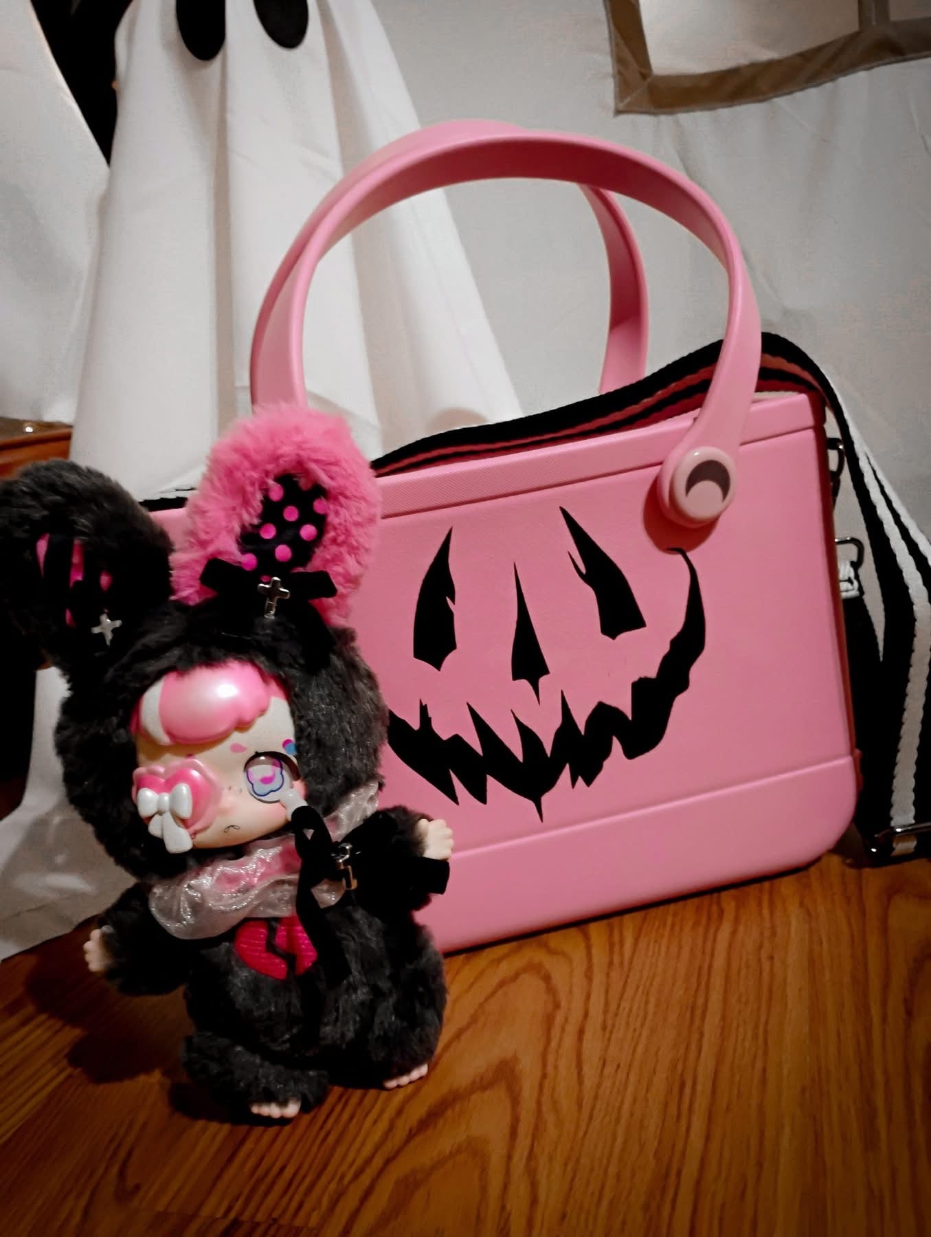 Pastel Goth Pink + Black Salem Pumpkin Hag Bag w/ Bat cut outs! Burton Shoulder Strap!