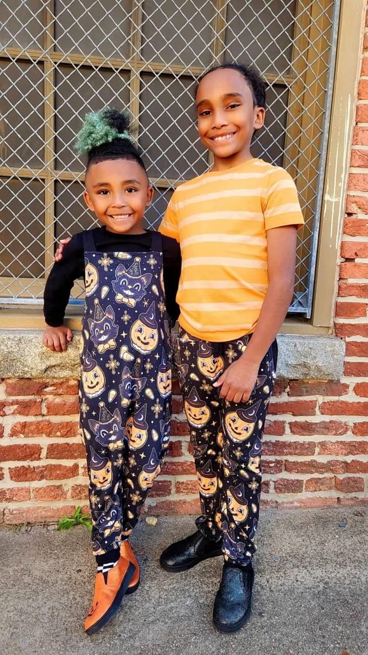 Ready to Ship- Baby/ Kids Vintage Halloween Daywear Kids Pumpkin and Black Cat Joggers!