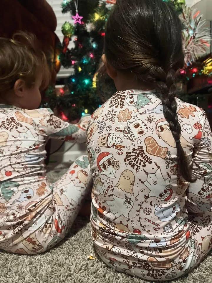 Ready to Ship --DEADSTOCK! Making Spirits Bright Kids Two Piece Bamboo Set! Cute Ghosties + Cottagecore! Christmas Magic!