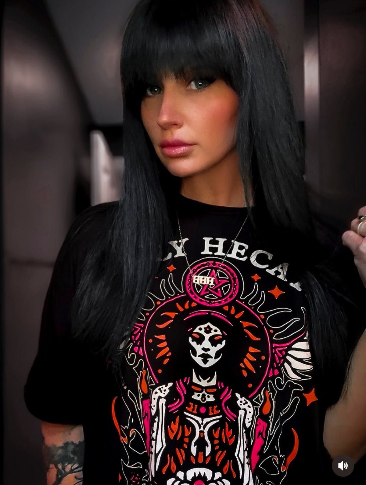 Ready to Ship! Adult-- Bamboo DND 80s Bear + demogorgon Do Not Disturb Retro Ringer Graphic Boxy Tshirt! Horror Nights!