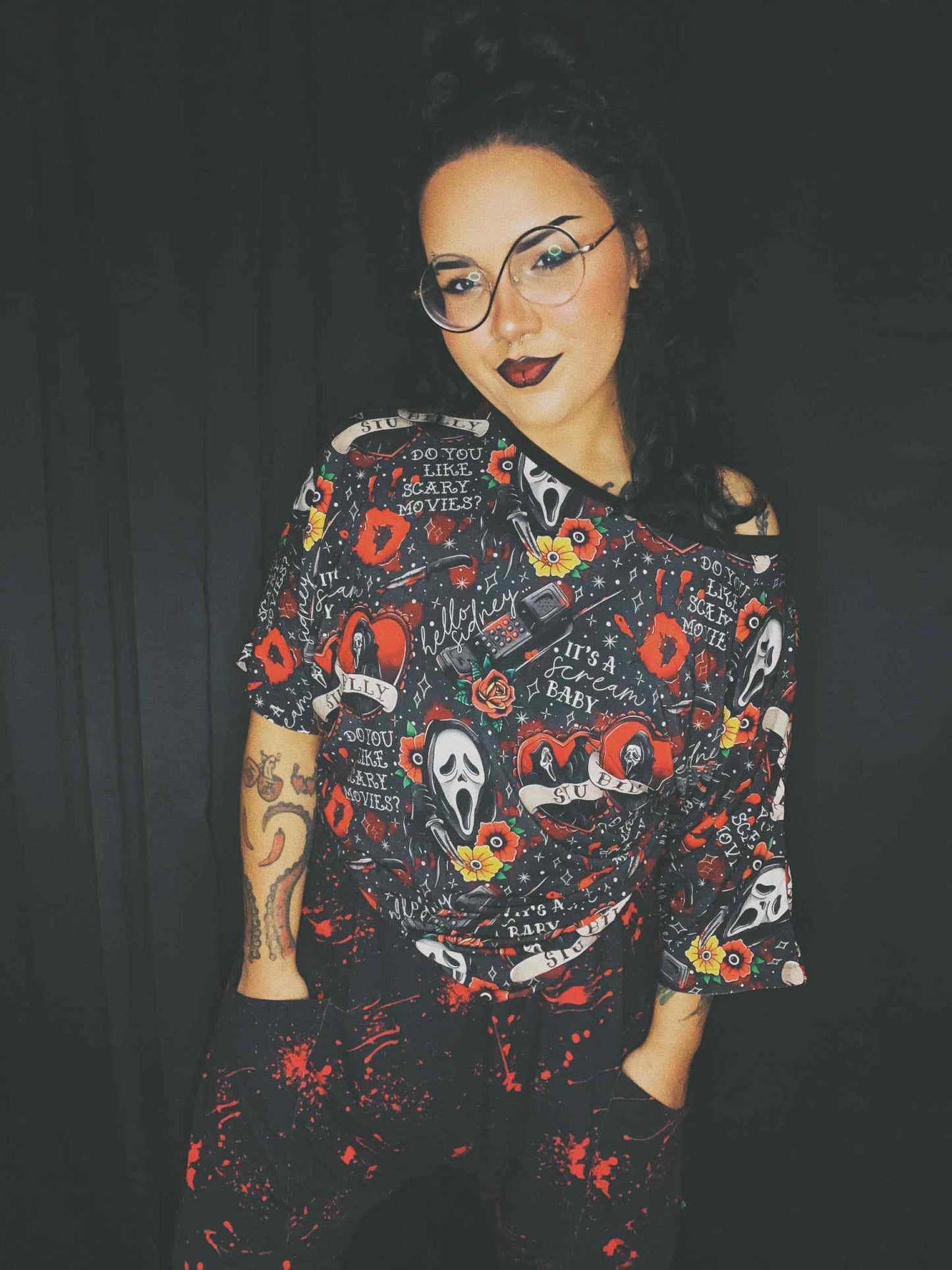 Ready to ship - KIDS SCREAM + Do you like Scary Movies Long Boxy Tshirt! Adult + Kiddos! STU + BILLY! Spooky Halloween!