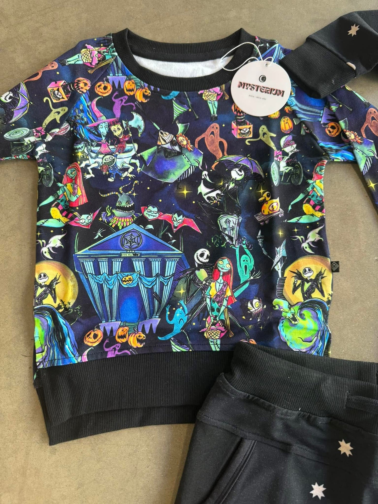 Ready to Ship -Kids Kpop Demon Two Piece French Terry Oversized Joggers + Crew Shirt Cozy Fall/Winter Set! PINK KPOP FRENCH TERRY